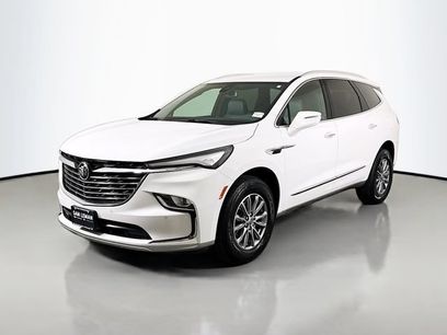 Used 2023 Buick Enclave Essence