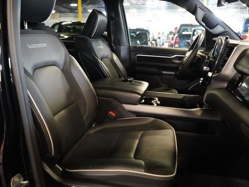 Used 2025 RAM 1500 Laramie AWD/4WD image 31