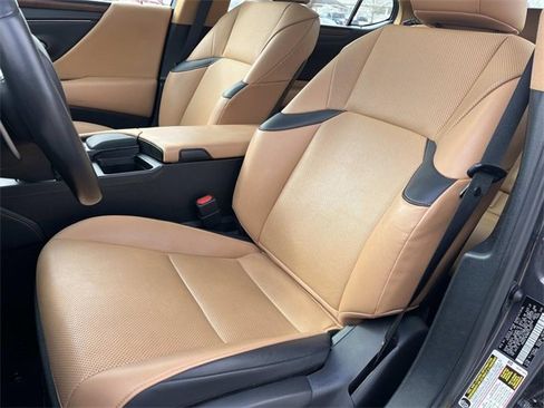 Used 2022 Lexus ES 350 w/ Premium Package image 31