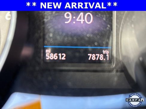 Used 2021 Volkswagen Atlas SE w/ Panoramic Sunroof Package image 12