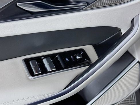 Used 2025 Jaguar F-PACE R-Dynamic S image 20