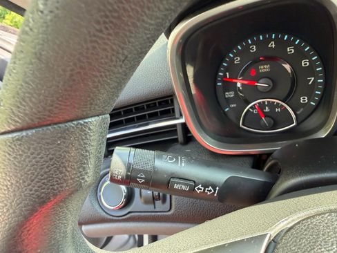 Used 2016 Chevrolet Malibu LT FWD image 32