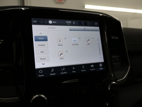 Used 2022 RAM 2500 Laramie w/ Night Edition AWD/4WD image 68