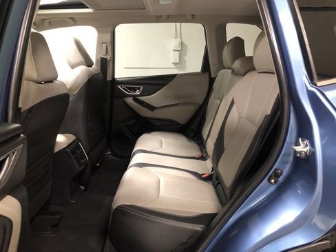 Used 2019 Subaru Forester Limited image 17