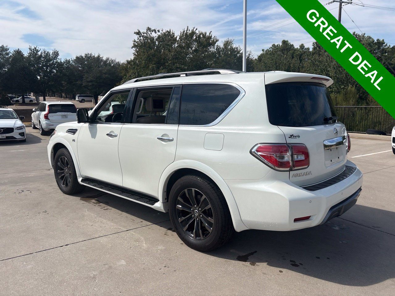 Used 2019 Nissan Armada Platinum w/ Captain's Chairs Package AWD/4WD image 6