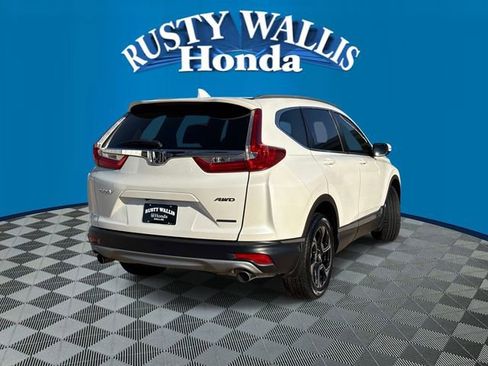 Used 2018 Honda CR-V Touring image 2