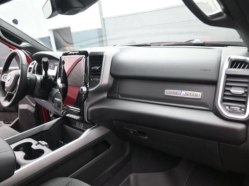 New 2026 RAM 2500 Big Horn AWD/4WD image 27