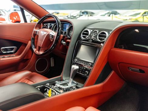 Used 2014 Bentley Continental GT image 13
