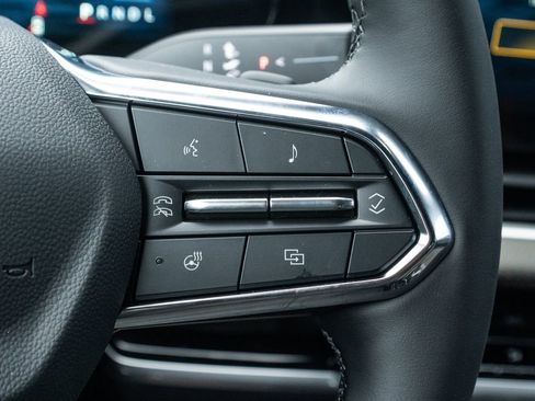 New 2026 Chevrolet Equinox LT w/ Convenience Package II image 19