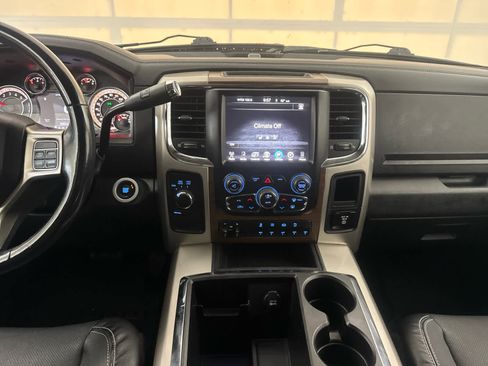 Used 2015 RAM 3500 Laramie image 13