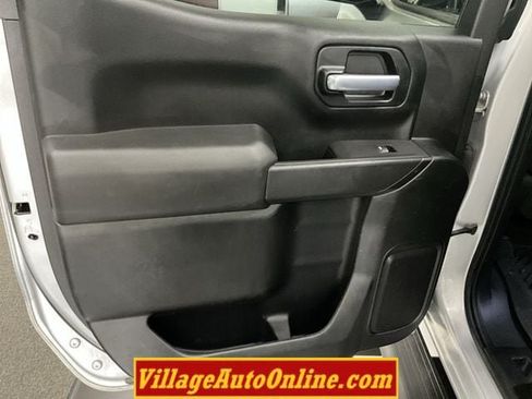 Used 2021 Chevrolet Silverado 1500 LT w/ Safety Package II AWD/4WD image 24