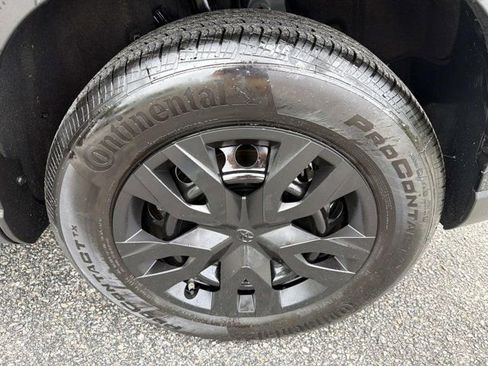 Certified 2025 Toyota Corolla Cross L FWD image 30