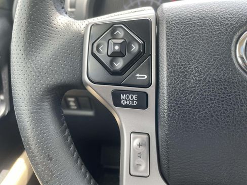 Used 2019 Toyota 4Runner SR5 Premium AWD/4WD image 21