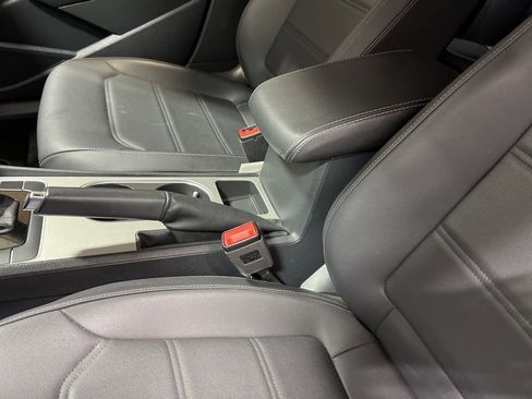 Used 2022 Volkswagen Passat 2.0T R-Line image 23