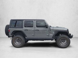 Used 2018 Jeep Wrangler Unlimited Sport AWD/4WD video 4