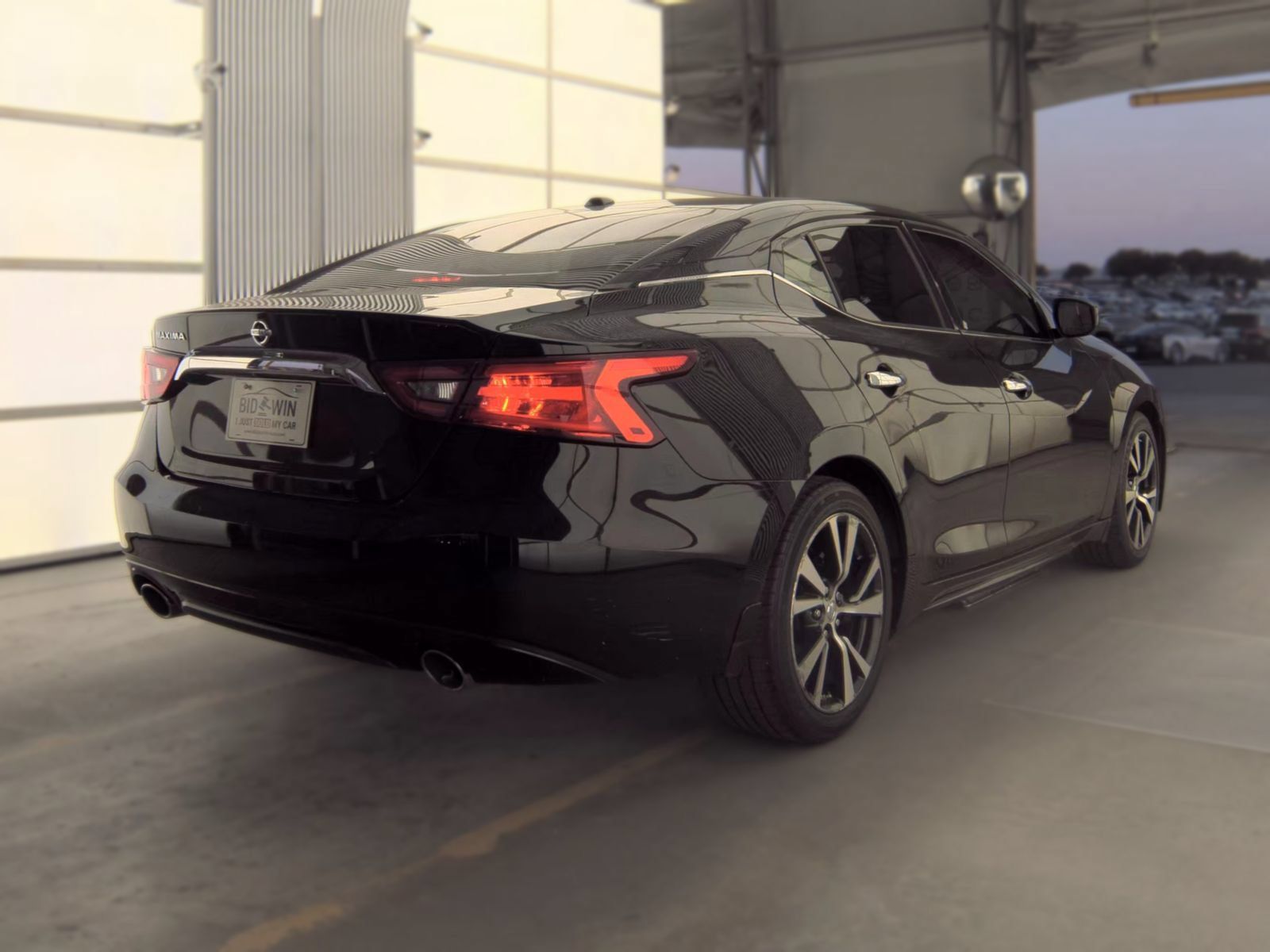Used 2017 Nissan Maxima 3.5 S w/ Interior Lighting Package FWD image 3