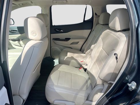 Used 2020 GMC Acadia Denali w/ Denali Ultimate Package image 26