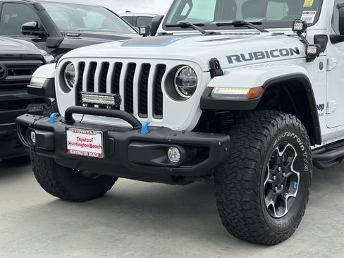 Used 2022 Jeep Wrangler Unlimited Rubicon 4xe w/ Steel Bumper Group AWD/4WD image 7