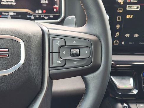 Used 2024 GMC Sierra 1500 AT4 w/ Technology Package AWD/4WD image 29