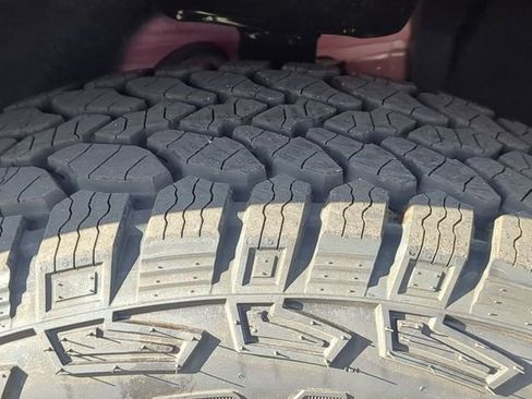 New 2026 Chevrolet Equinox ACTIV w/ Safety and Technology Package image 17