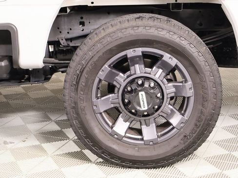 Used 2025 Ford F250 XL w/ STX Appearance Package image 17