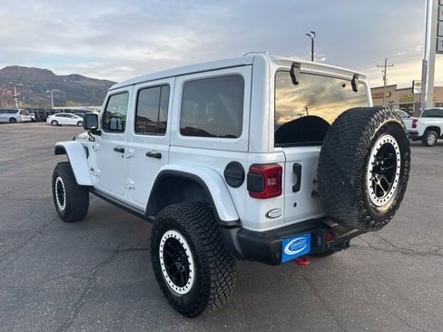 Used 2020 Jeep Wrangler Unlimited Rubicon w/ Steel Bumper Group AWD/4WD image 7
