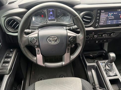 Used 2020 Toyota Tacoma TRD Off-Road image 14