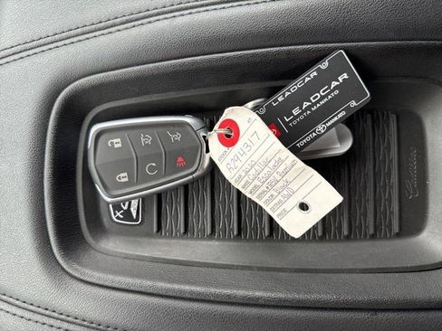 Used 2020 Cadillac Escalade ESV Premium Luxury w/ LPO, Radiant Package image 48