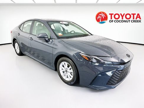 Used 2025 Toyota Camry LE FWD image 1