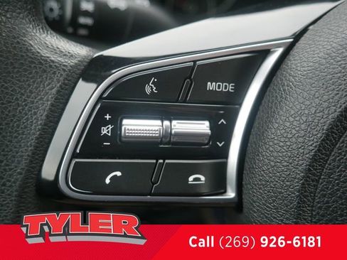 Used 2020 Kia Optima LX FWD image 24
