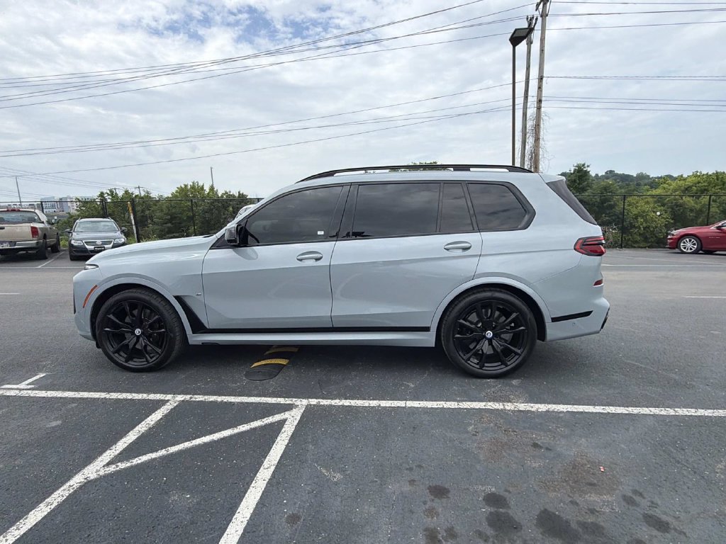 Used 2023 BMW X7 M60i w/ Executive Package AWD/4WD image 6