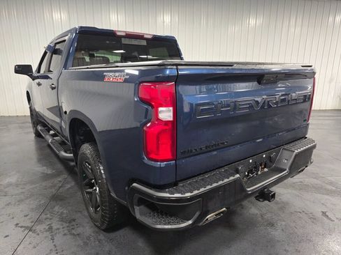 Used 2021 Chevrolet Silverado 1500 LT Trail Boss w/ Convenience Package II AWD/4WD image 3