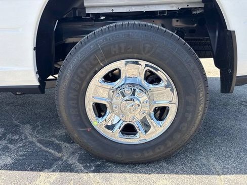 New 2026 RAM 2500 Tradesman w/ Chrome Appearance Group RWD image 9