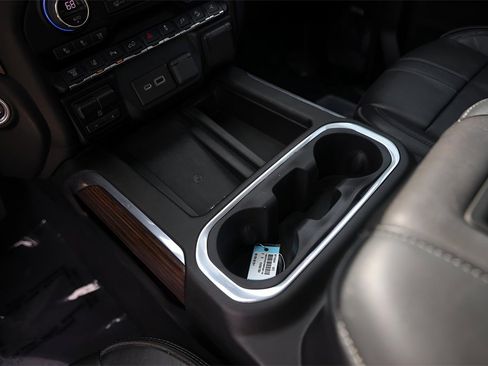 Used 2022 Chevrolet Silverado 3500 High Country w/ Z71 Off-Road Package image 24