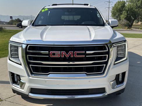 Used 2022 GMC Yukon XL SLT w/ SLT Luxury Package AWD/4WD image 8