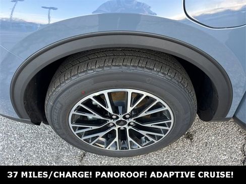 New 2026 Ford Escape SE image 33