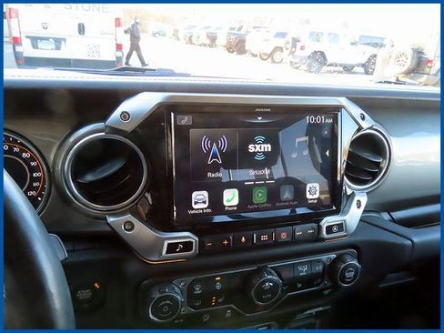 Used 2018 Jeep Wrangler Unlimited Sahara w/ Dual Top Group image 15