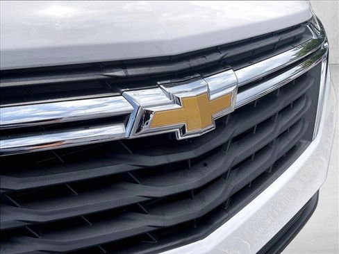Used 2024 Chevrolet Equinox LS w/ LS Convenience Package FWD image 27
