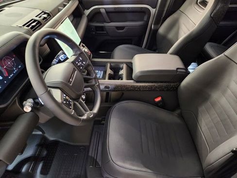 New 2026 Land Rover Defender 110 OCTA image 13
