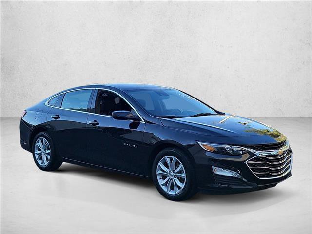 Used 2025 Chevrolet Malibu LT FWD image 3