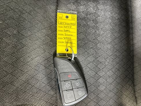 Used 2025 GMC Sierra 3500 SLE w/ SLE Value Package image 35