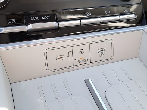 New 2026 Hyundai Santa Fe SE FWD image 25