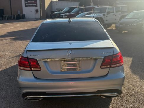 Used 2015 Mercedes-Benz E 350 4MATIC Sedan image 3