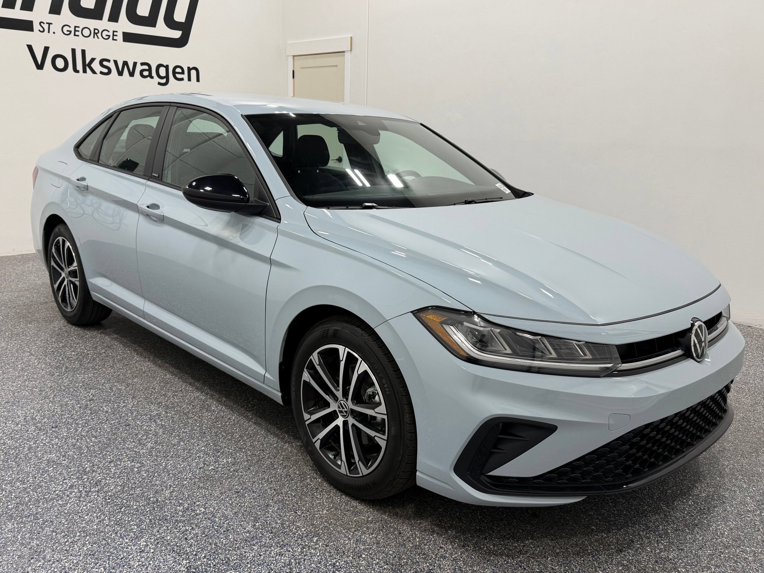 Used 2026 Volkswagen Jetta Sport FWD image 9