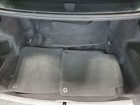 Used 2022 Audi S8 image 11