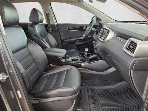 Used 2020 Kia Sorento EX image 21