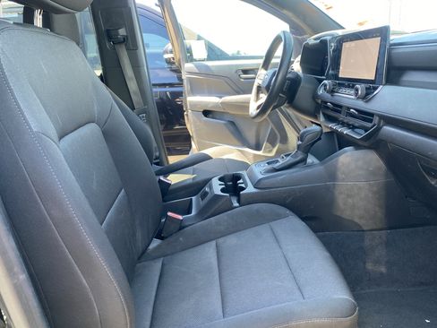 Used 2024 Chevrolet Colorado W/T RWD image 22