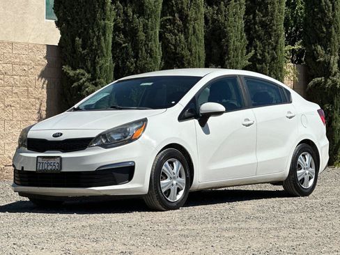 Used 2017 Kia Rio LX w/ Power Package FWD image 8