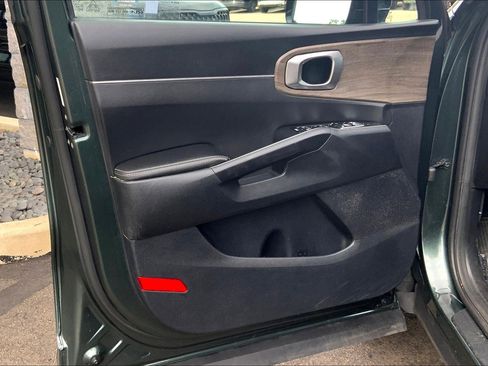 Used 2022 Kia Sorento X-Line EX image 25