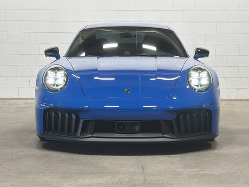 Used 2025 Porsche 911 Carrera 4 GTS image 9